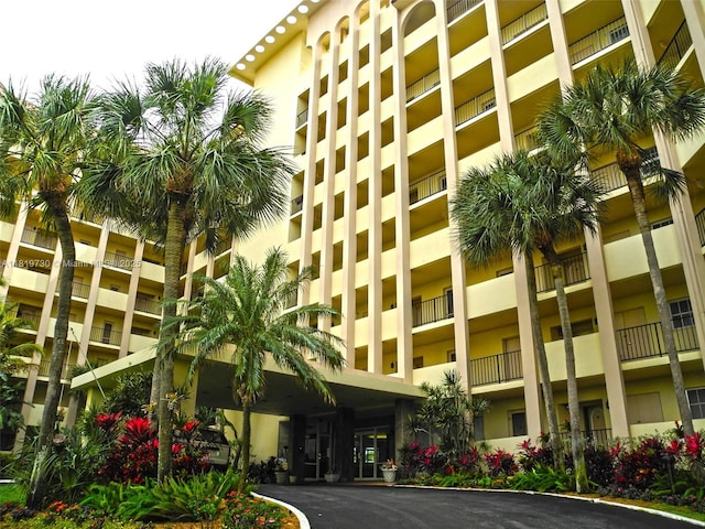 3475 S Ocean Blvd Unit 611, Palm Beach, FL 33480 - view of apartment building / complex