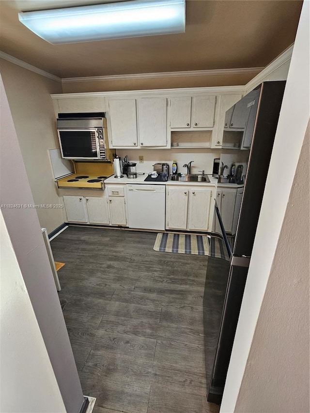 410 SE 2nd St Unit 318, Hallandale Beach, FL 33009 - photo 2