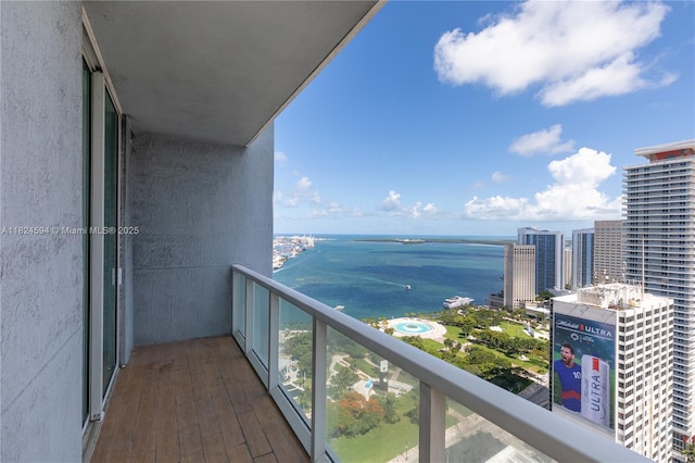 244 Biscayne Blvd Unit 4107, Miami, FL 33132 - photo 2