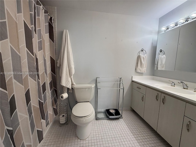 4001 Hillcrest Dr Unit 710, Hollywood, FL 33021 - bathroom featuring vanity, curtained shower, and tile patterned floors