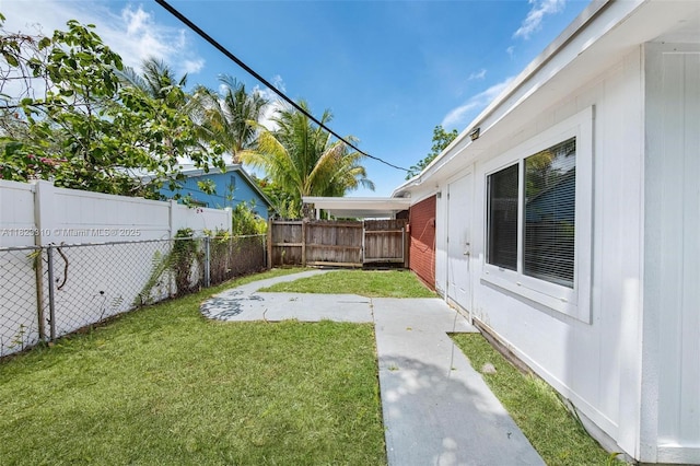 3818 Everglades Rd, Palm Beach Gardens, FL 33410 - view of fenced backyard