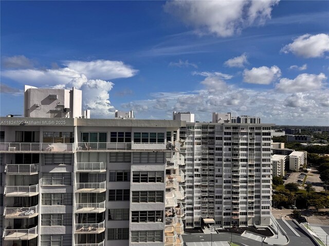 2750 NE 183rd St Unit 2103, Aventura, FL 33160 - view of apartment building / complex