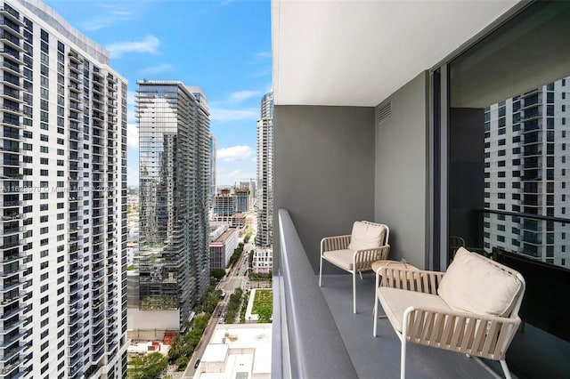 601 NE 1st Ave Unit 2703, Miami, FL 33132 - balcony with a view of city