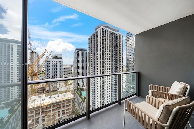601 NE 1st Ave Unit 2703, Miami, FL 33132 - balcony featuring a view of city