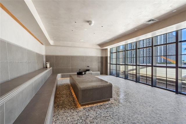 601 NE 1st Ave Unit 2703, Miami, FL 33132 - view of building lobby