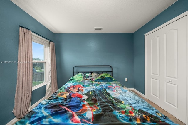 4728 Adrienne St, Sebring, FL 33872 - carpeted bedroom featuring baseboards