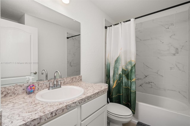 4728 Adrienne St, Sebring, FL 33872 - full bath featuring vanity and shower / bath combo