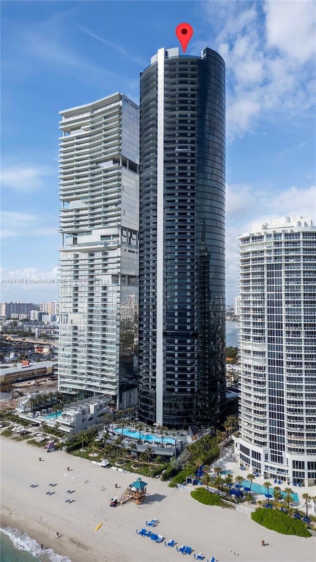 18555 Collins Ave Unit 4605, Sunny Isles Beach, FL 33160 - view of property with a view of city and view of water and beach