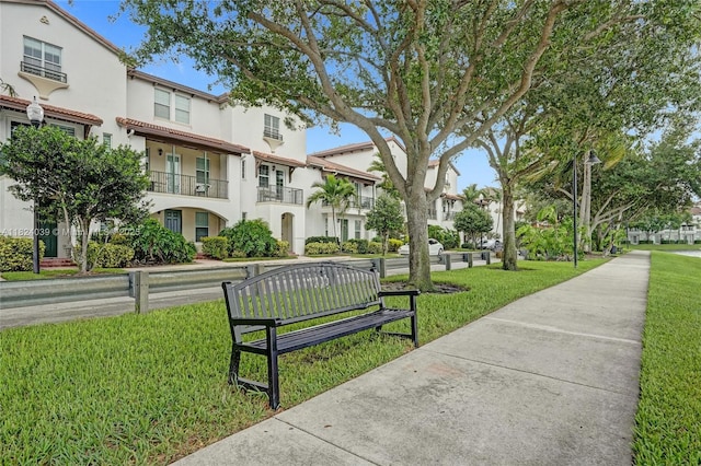 11854 SW 27th St, Miramar, FL 33025 - view of community featuring a residential view and a yard