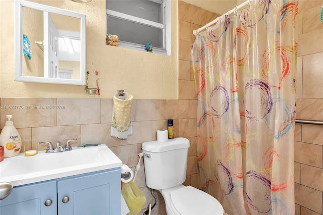 31 SW 58th Ct, Miami, FL 33144 - full bathroom featuring vanity, tile walls, and a shower with shower curtain