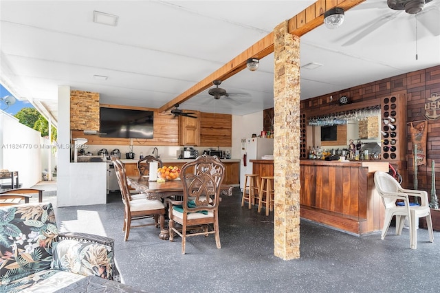 31 SW 58th Ct, Miami, FL 33144 - view of patio / terrace with exterior bar and a ceiling fan