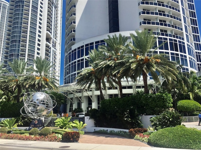 18001 Collins Ave Unit 1418, Sunny Isles Beach, FL 33160 - photo 11