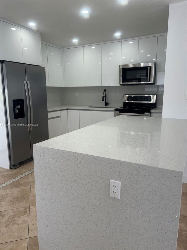 2368/2370 NW 33rd St, Miami, FL 33142 - photo 9