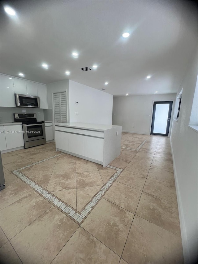 2368/2370 NW 33rd St, Miami, FL 33142 - photo 12