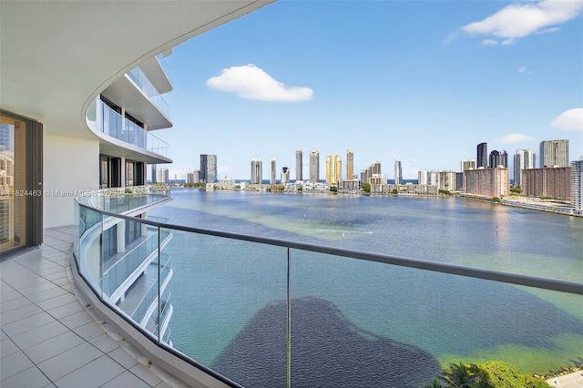 2800 Island Blvd Unit 1505, Aventura, FL 33160 - balcony featuring a skyline view and a water view