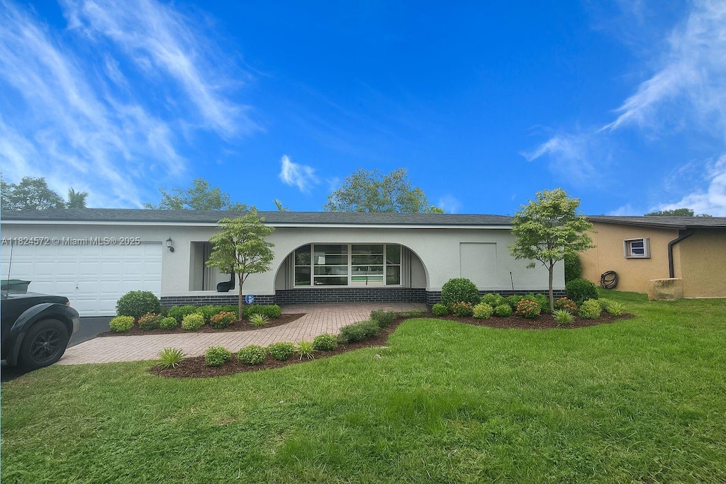 8850 NW 3rd St, Pembroke Pines, FL 33024 - photo 1
