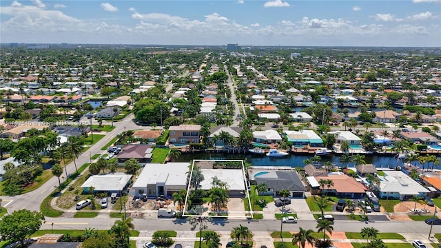 501 SE 7th Ave, Pompano Beach, FL 33060 - aerial view of residential area with property boundaries highlighted