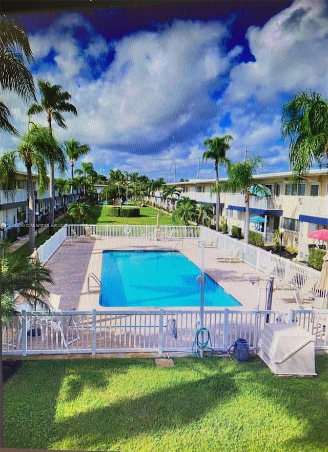 223 S Federal Hwy Unit 46, Dania Beach, FL 33004 - view of community pool