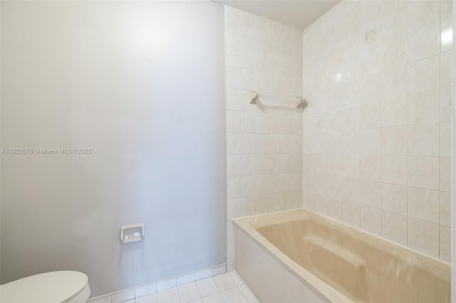 9537 SW 154th Ave, Miami, FL 33196 - bathroom featuring tile patterned floors and washtub / shower combination