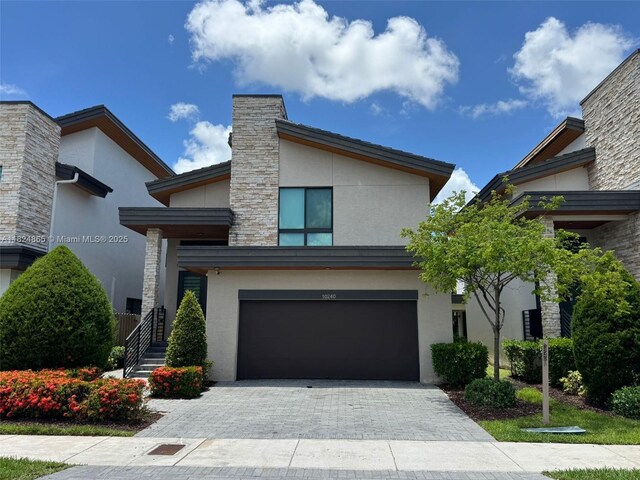 10240 NW 76th Ter, Doral, FL 33178 - photo 1