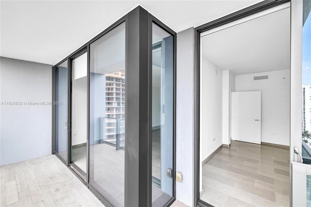 88 SW 7th St Unit 1006, Miami, FL 33130 - view of balcony