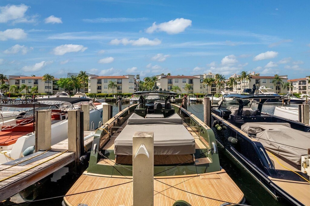 3029 NE 188th St, Aventura, FL 33180