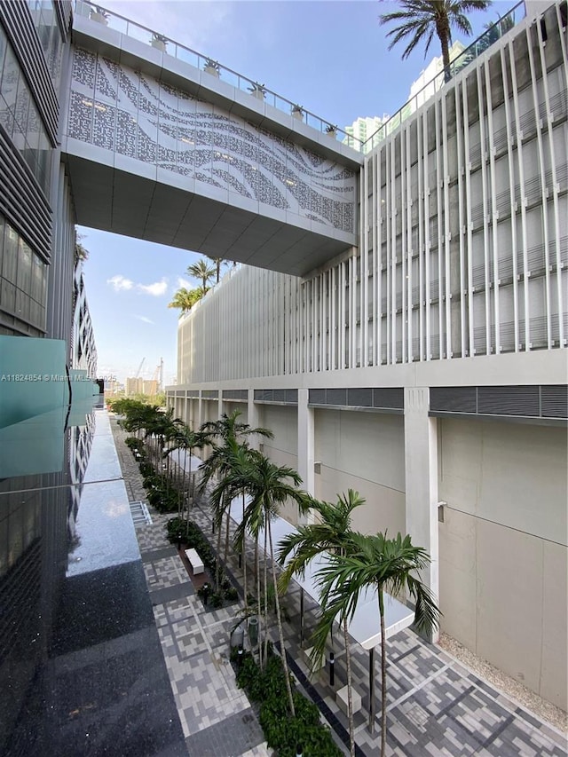 851 NE 1st Ave Unit 503, Miami, FL 33132 - view of side of property