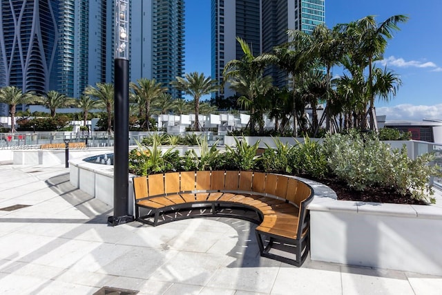 851 NE 1st Ave Unit 503, Miami, FL 33132 - view of property's community