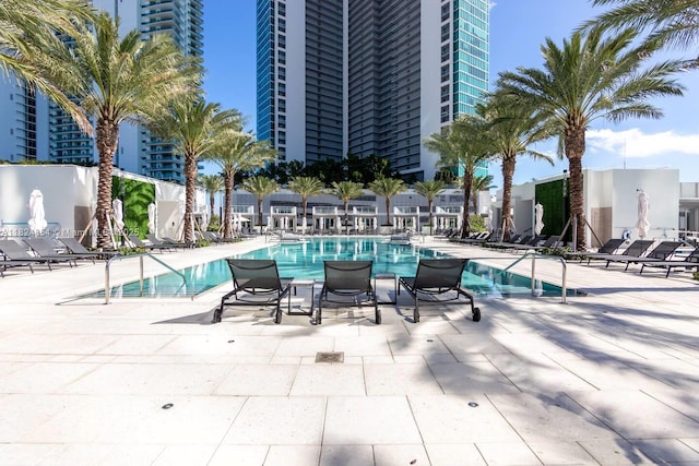 851 NE 1st Ave Unit 503, Miami, FL 33132 - community pool featuring a patio