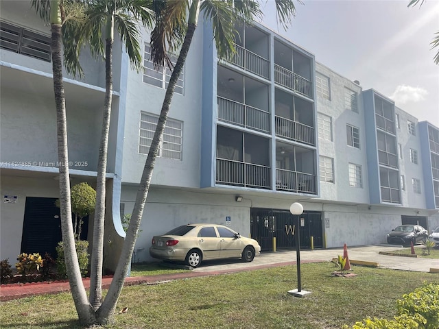 1250 NE 125th St Unit 410C, North Miami, FL 33161 - view of building exterior