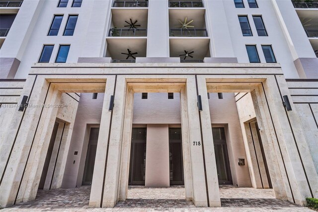 718 Valencia Ave Unit 204, Coral Gables, FL 33134 - photo 14