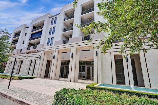 718 Valencia Ave Unit 204, Coral Gables, FL 33134 - view of apartment building / complex