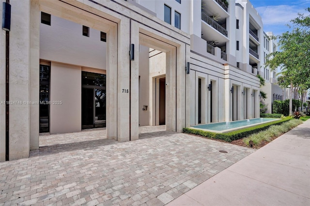 718 Valencia Ave Unit 204, Coral Gables, FL 33134 - view of property