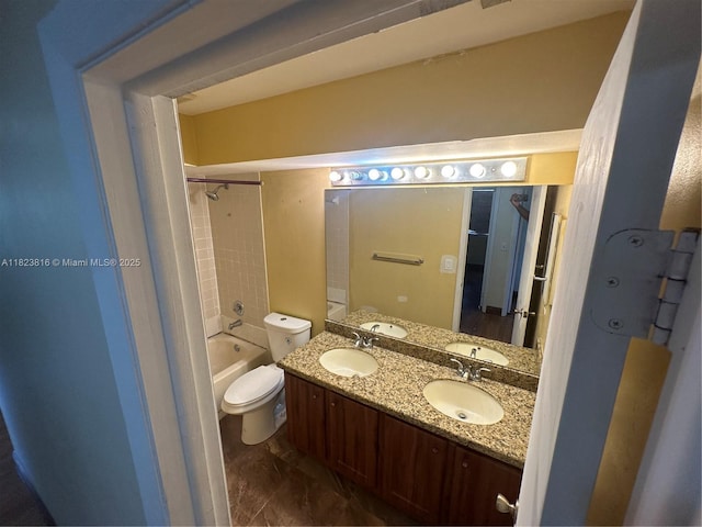 2660 Huron Way, Miramar, FL 33025 - bathroom featuring double vanity and shower / washtub combination