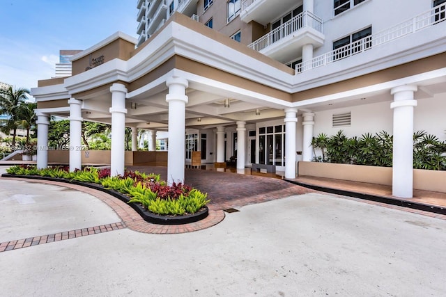801 Brickell Key Blvd Unit 807, Miami, FL 33131 - surrounding community