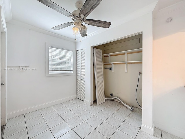 6464 Mcclellan St, Hollywood, FL 33024 - laundry room with washer hookup, ceiling fan, crown molding, and light tile patterned floors