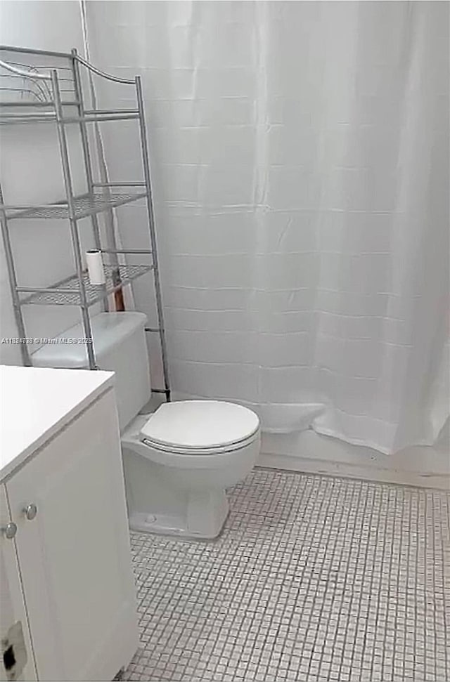 1820 SW 81st Ave Unit 3305, North Lauderdale, FL 33068 - full bath with vanity and shower / tub combo