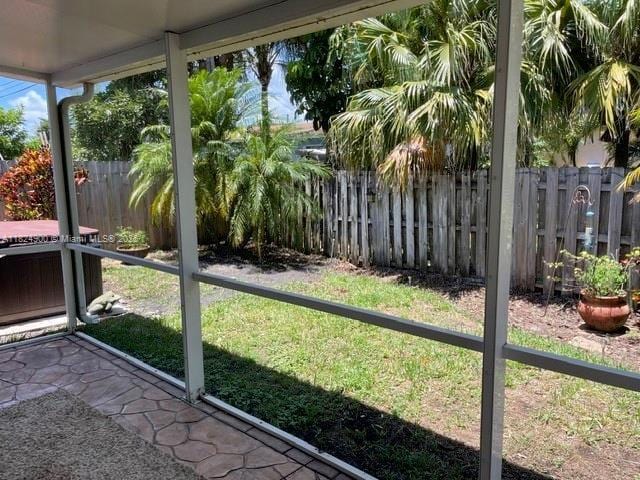 5433 NE 5th Ave, Oakland Park, FL 33334 - view of unfurnished sunroom