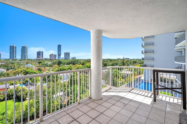 280 SW 20th Rd Unit 904, Miami, FL 33129 - balcony with a skyline view