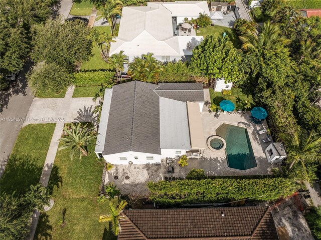 433 NE 91st St, Miami Shores, FL 33138 - bird's eye view of a pool area
