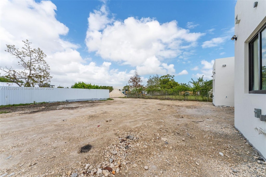 12395 SW 220th St, Miami, FL 33170 - view of yard