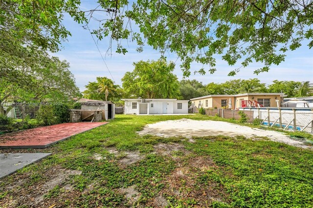1355 NW 121st St, North Miami, FL 33167 - view of yard