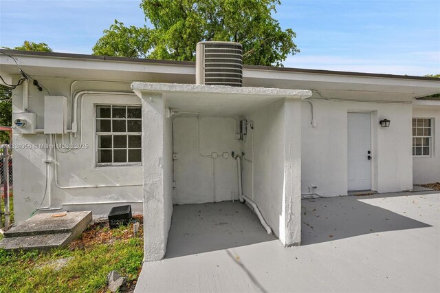 1355 NW 121st St, North Miami, FL 33167 - property entrance with stucco siding