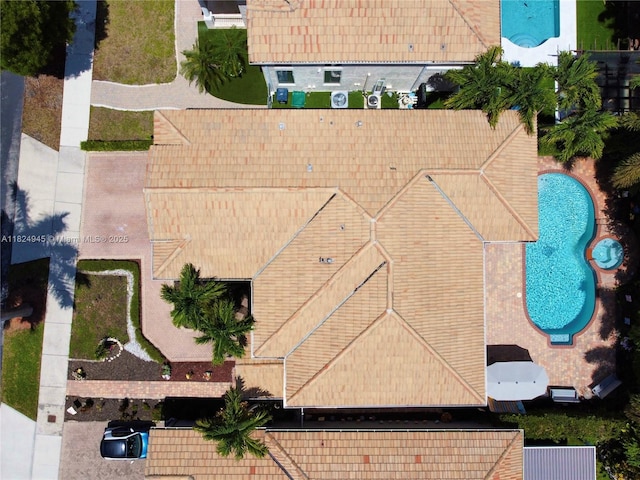 11360 NW 48th Ter, Doral, FL 33178 - bird's eye view of a pool