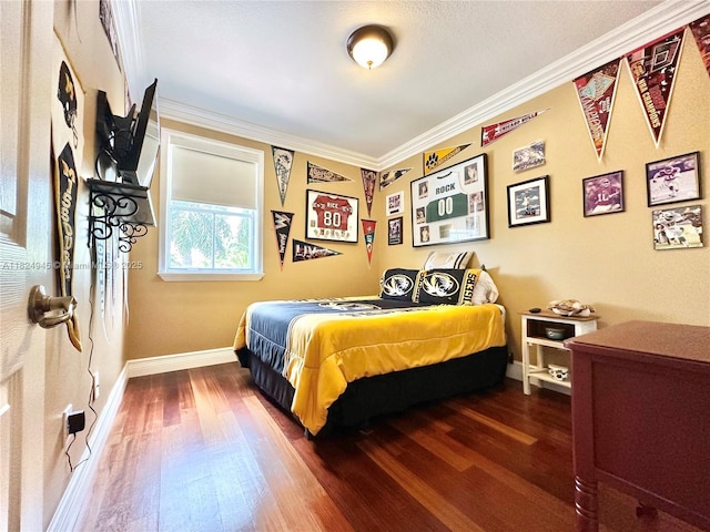 11360 NW 48th Ter, Doral, FL 33178 - bedroom with wood finished floors and ornamental molding