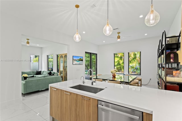 5840 E Brookfield Cir E, Hollywood, FL 33312 - kitchen with dishwasher, open floor plan, a ceiling fan, modern cabinets, and recessed lighting