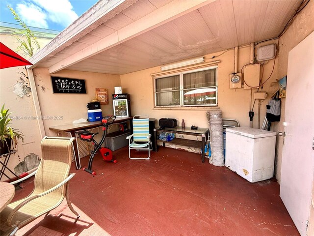 820 N Golf Dr, Hollywood, FL 33021 - photo 11