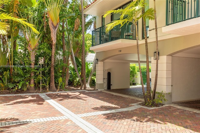 1150 98th St Unit 10, Bay Harbor Islands, FL 33154 - photo 2