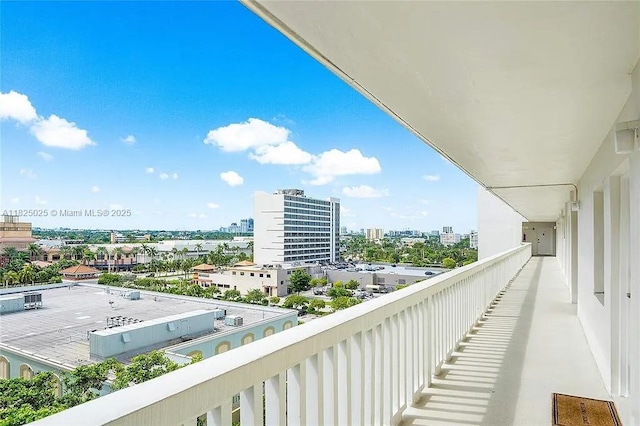 2555 NE 11th St Unit 509, Fort Lauderdale, FL 33304 - photo 5