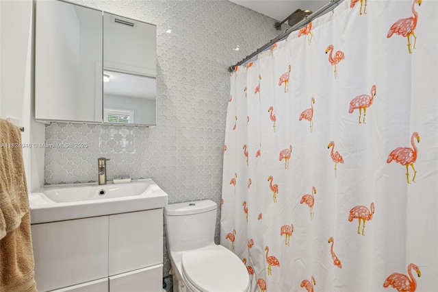 441 SW 27th Rd, Miami, FL 33129 - full bath featuring vanity and a shower with shower curtain